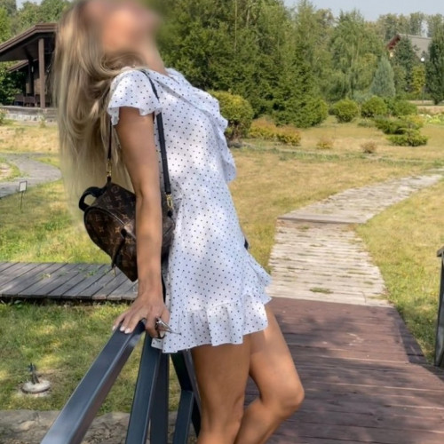 Массажистка Полина, 24 года, Москва - Анкета 97781