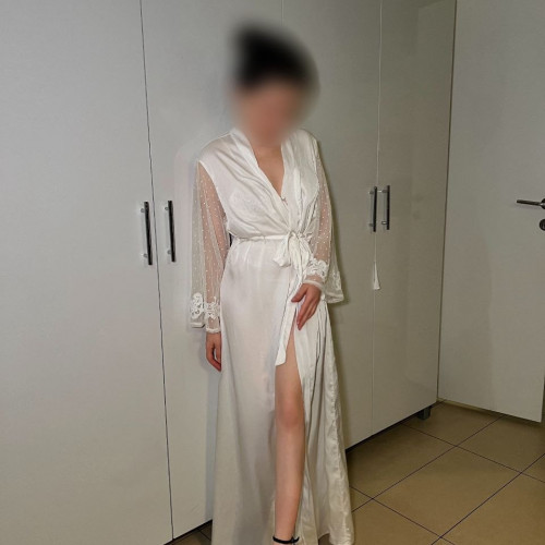 Массажистка Адель, 27 лет, Москва - Анкета 110483