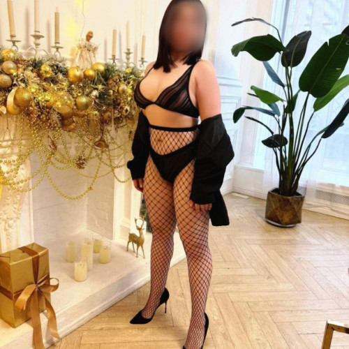 Массажистка Ясмина, 29 лет, Москва - Анкета 113180