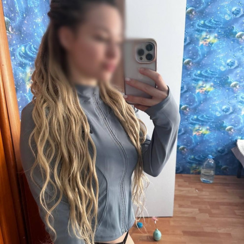 Массажистка Злата, 24 года, Москва - Анкета 113647