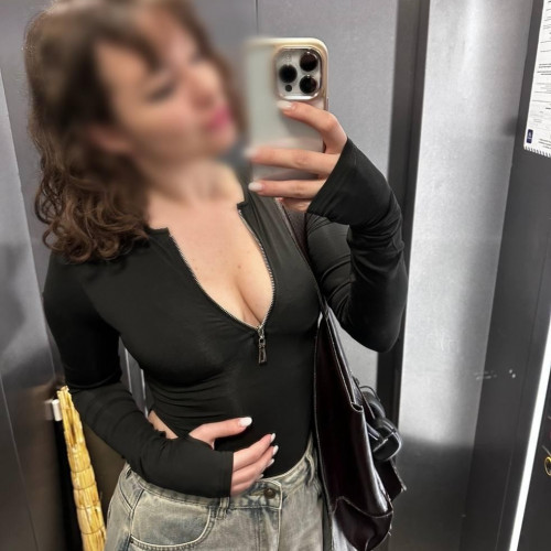 Массажистка Злата, 24 года, Москва - Анкета 113647