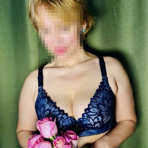 Массажистка Алена, 56 лет, Москва - Анкета 75340